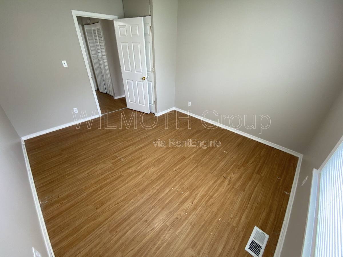 House for rent at 7910 Roy Rd, Indianapolis, IN 46219