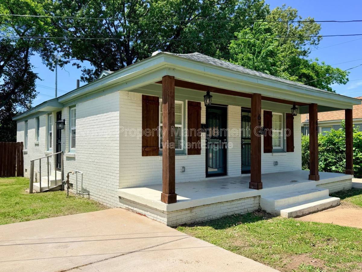 Apartment for rent at 679 Harrell St, Memphis, TN 38112