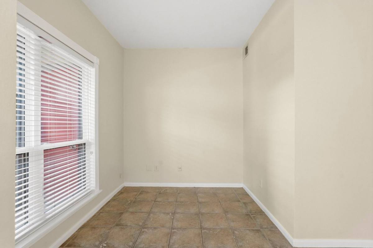 Condo for rent at 2025 Augusta Dr #605, Houston, TX 77057