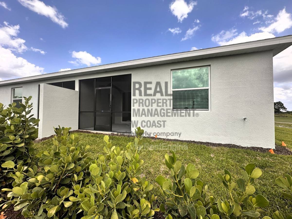Apartment for rent at 20501 Hazelnut Court S, Lehigh Acres, FL 33976