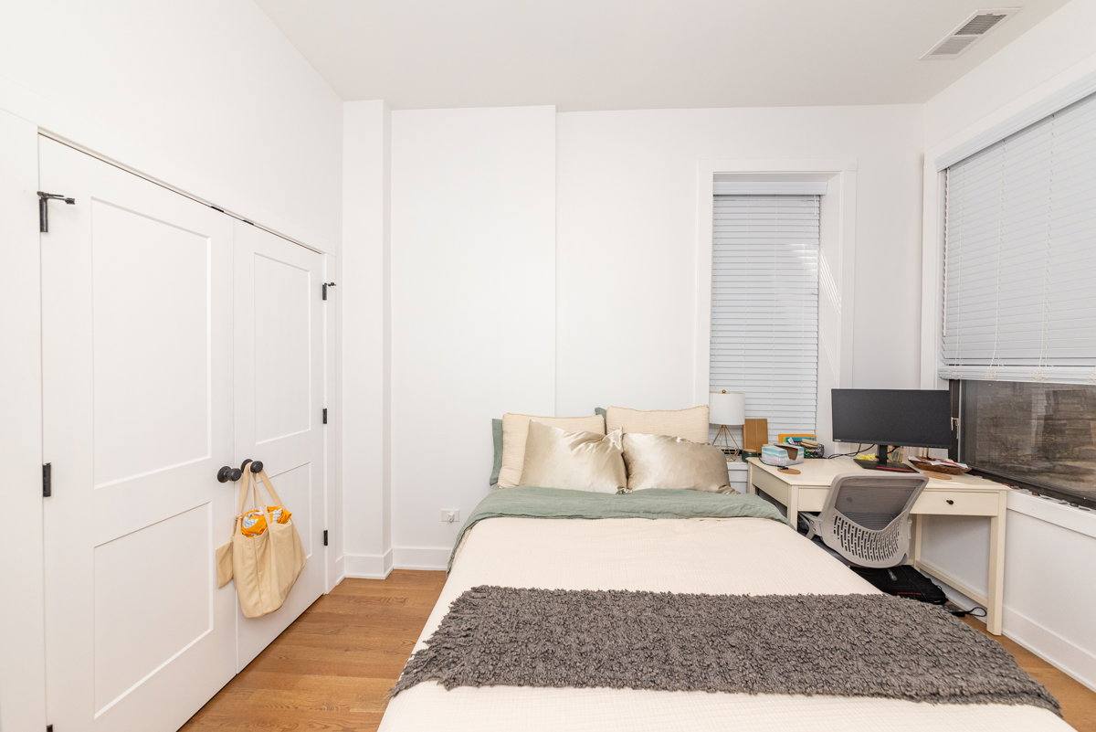 Apartment for rent at 3517 N Reta Ave #2F, Chicago, IL 60657