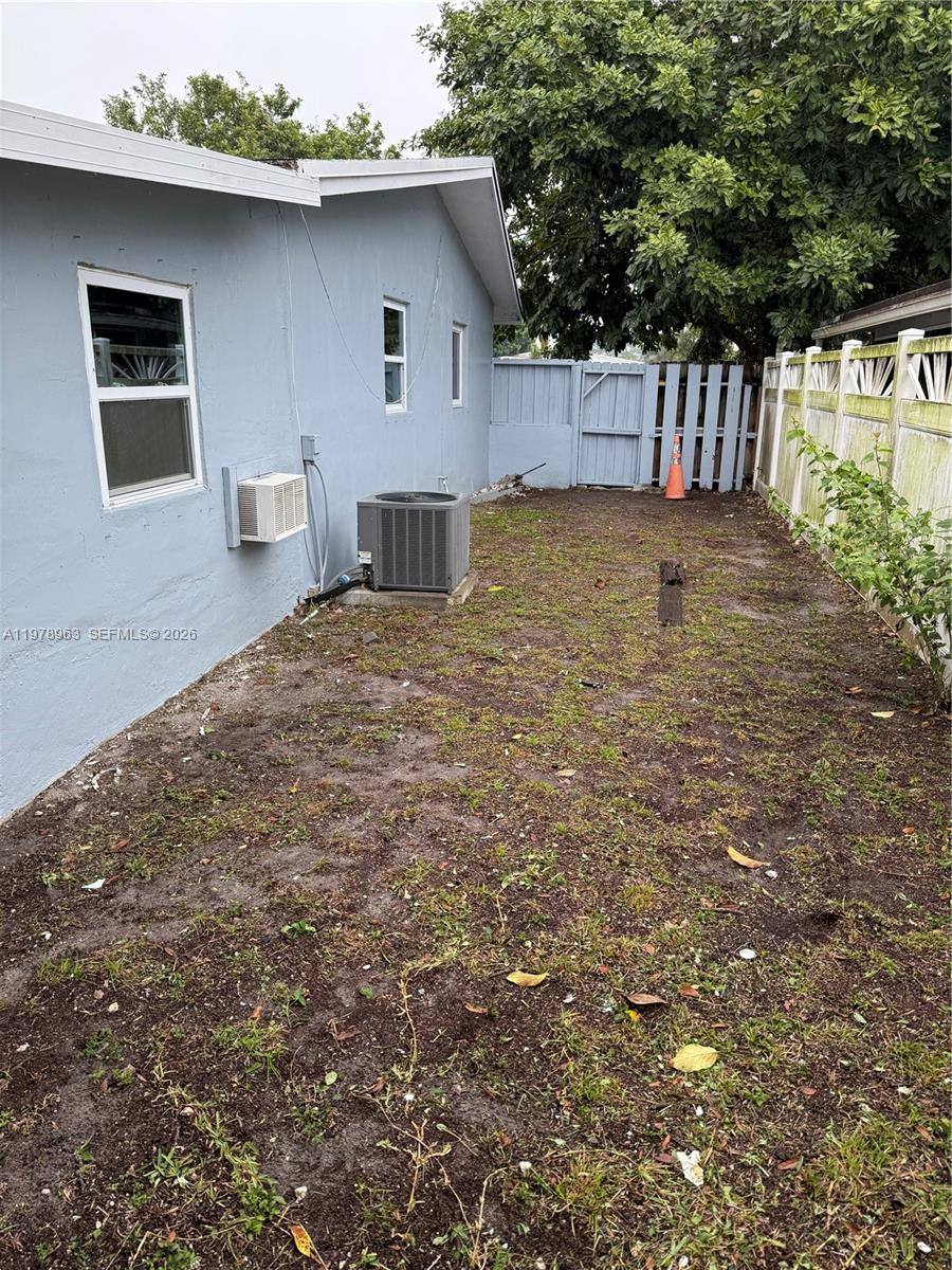 House for rent at 710 N 66 Terrace, Hollywood, FL 33024