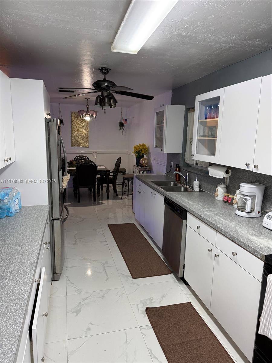 House for rent at 710 N 66 Terrace, Hollywood, FL 33024