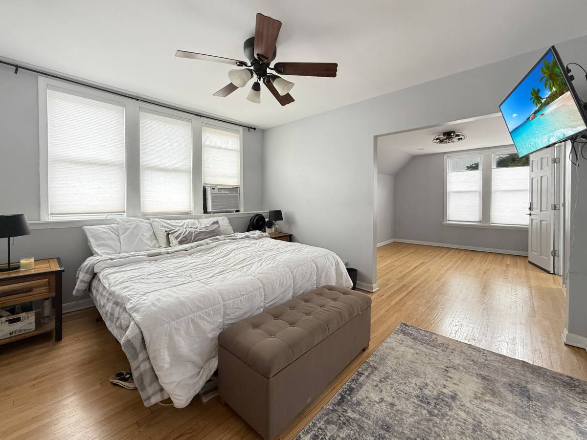 Apartment for rent at 1140 S Harvey Ave #2, Oak Park, IL 60304