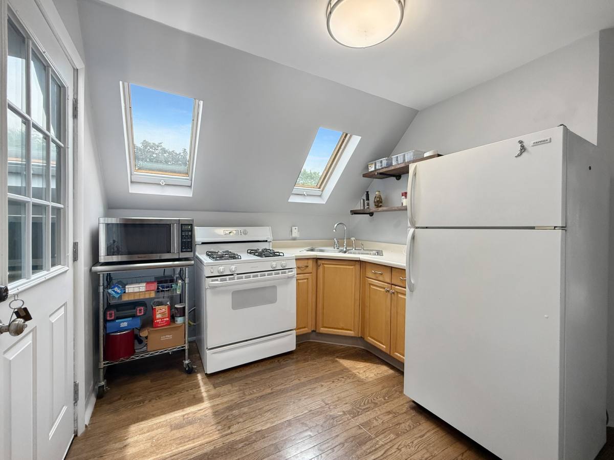 Apartment for rent at 1140 S Harvey Ave #2, Oak Park, IL 60304