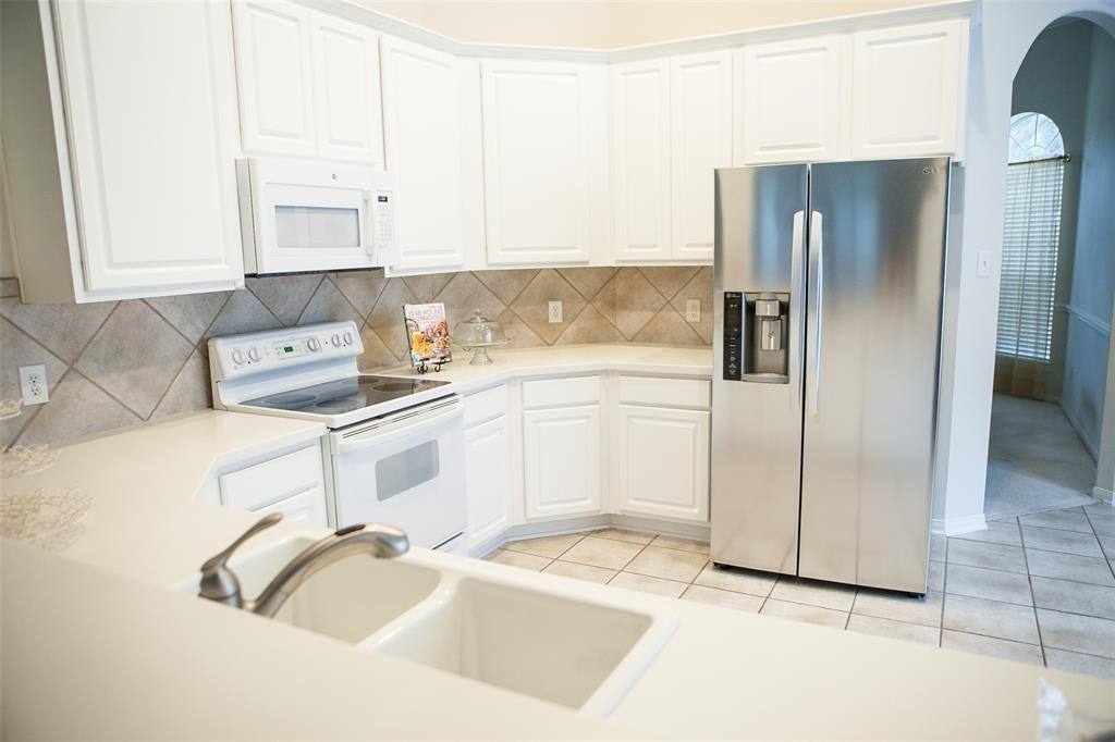 House for rent at 3338 Worthington Dr, Pearland, TX 77584