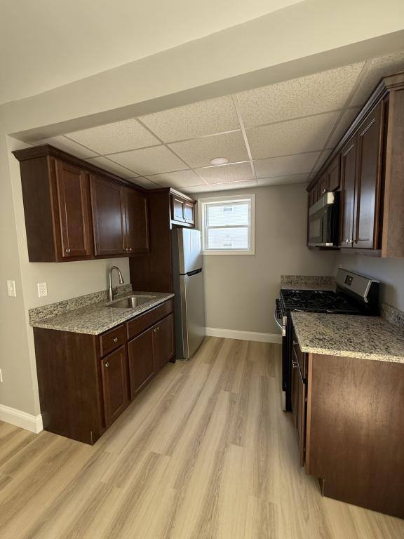 Apartment for rent at 225 Davis St, Fall River, MA 02720