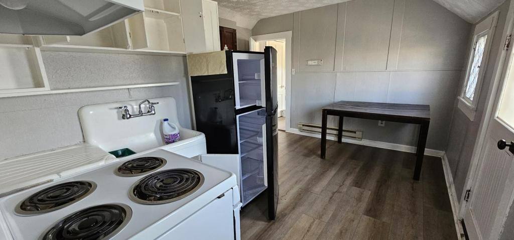 Apartment for rent at 602 Hutchins Ave, Columbus, IN 47201