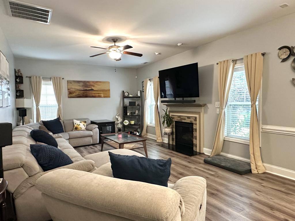 House for rent at 837 St Johns Loop, Raeford, NC 28376