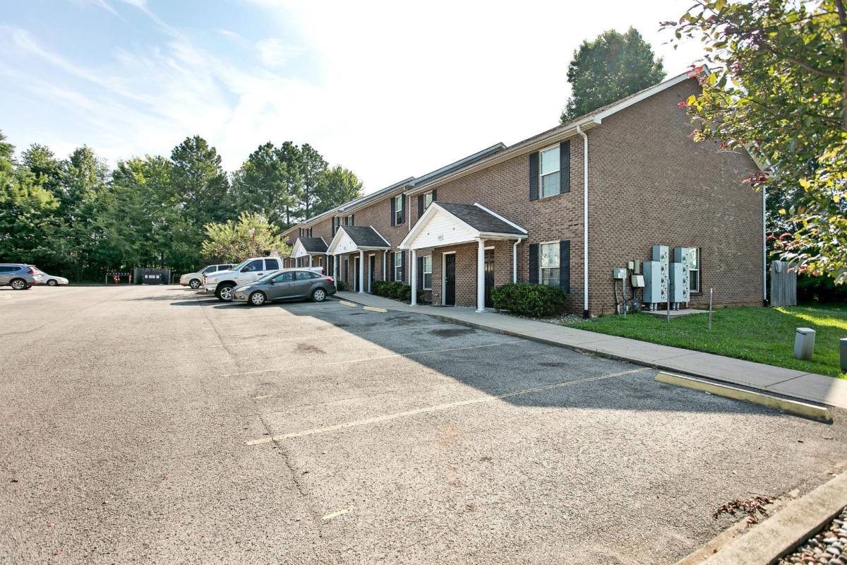 Townhouse for rent at 6622 S Wilson Rd, Radcliff, KY 40160