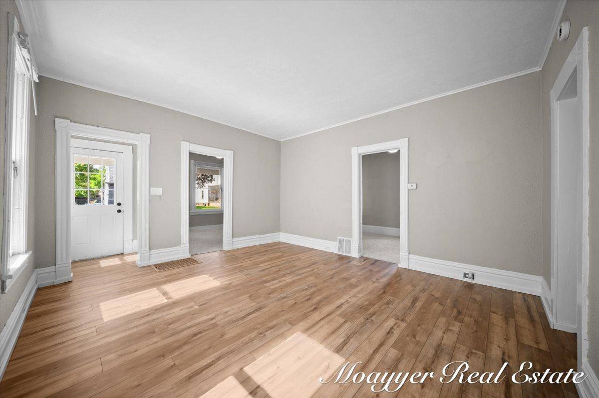 Apartment for rent at 1108 Muskegon Ave NW, Grand Rapids, MI 49504