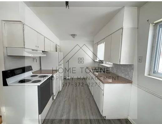Townhouse for rent at 722 Edgemont Blvd, Lansing, MI 48917