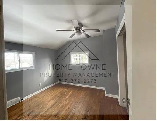 Townhouse for rent at 722 Edgemont Blvd, Lansing, MI 48917