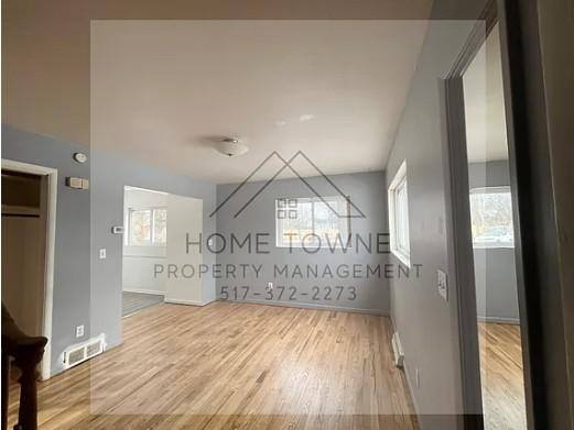 Townhouse for rent at 722 Edgemont Blvd, Lansing, MI 48917