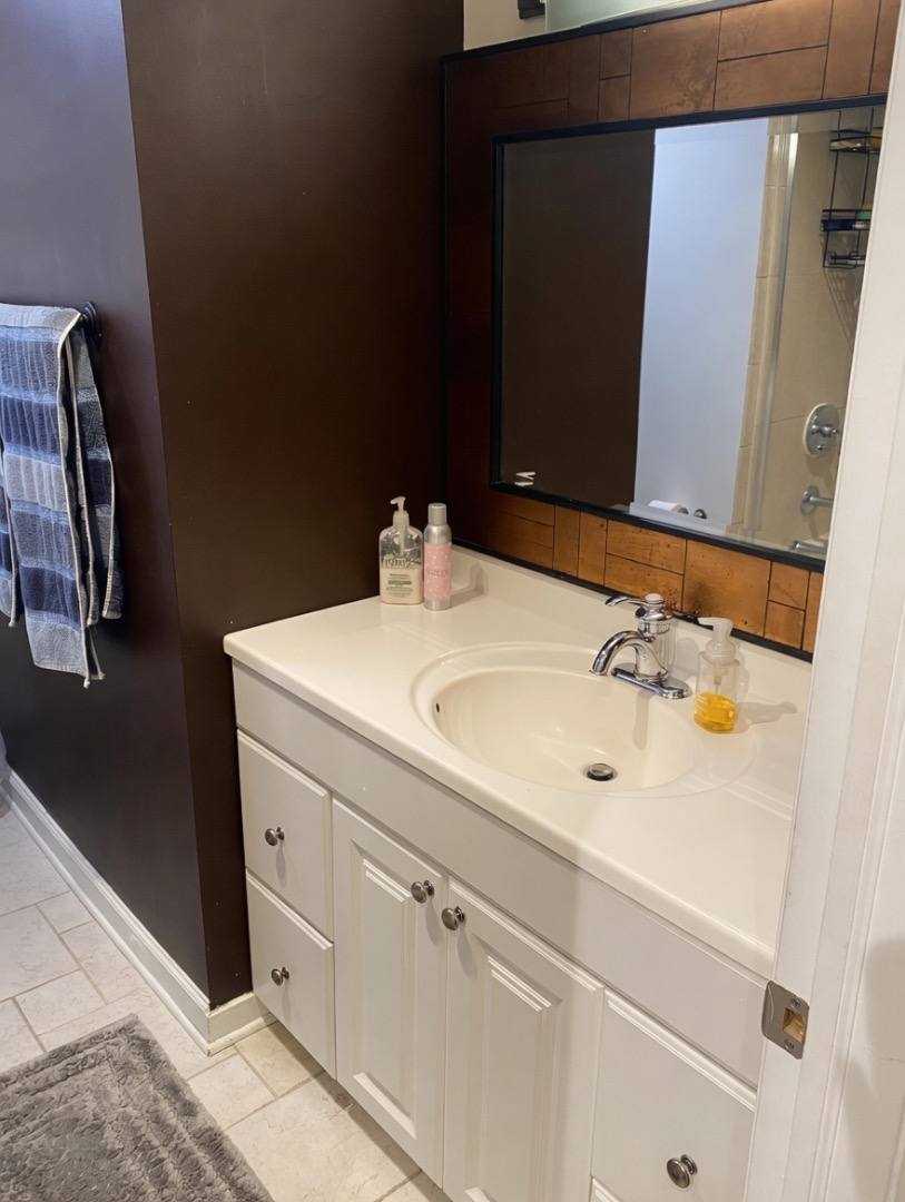 Condo for rent at 3245 W Milwauke #3D, Northbrook, IL 60062