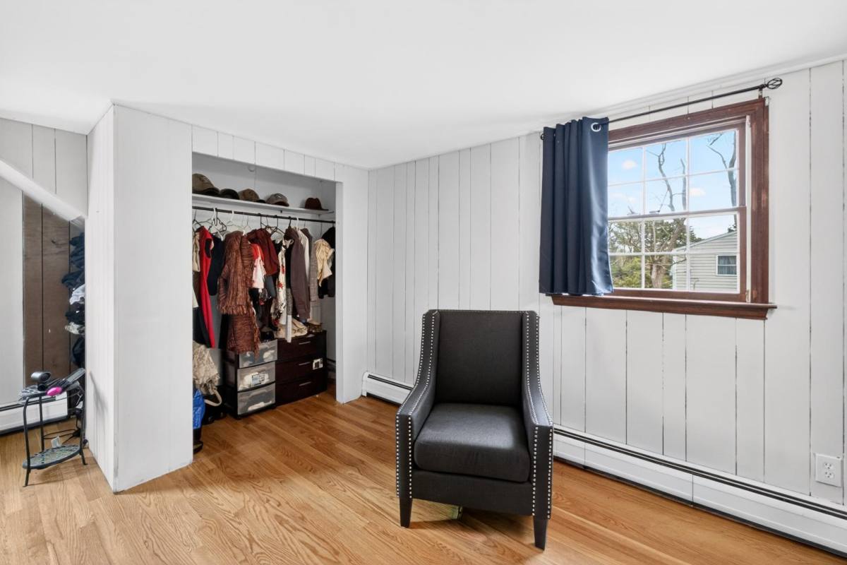House for rent at 10 Dewolf Ave, Bristol, RI 02809
