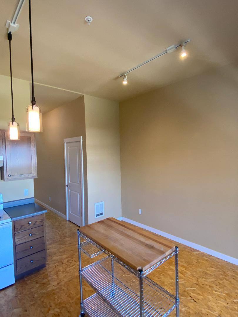 Apartment for rent at 8408 N Brandon Ave #325, Portland, OR 97217