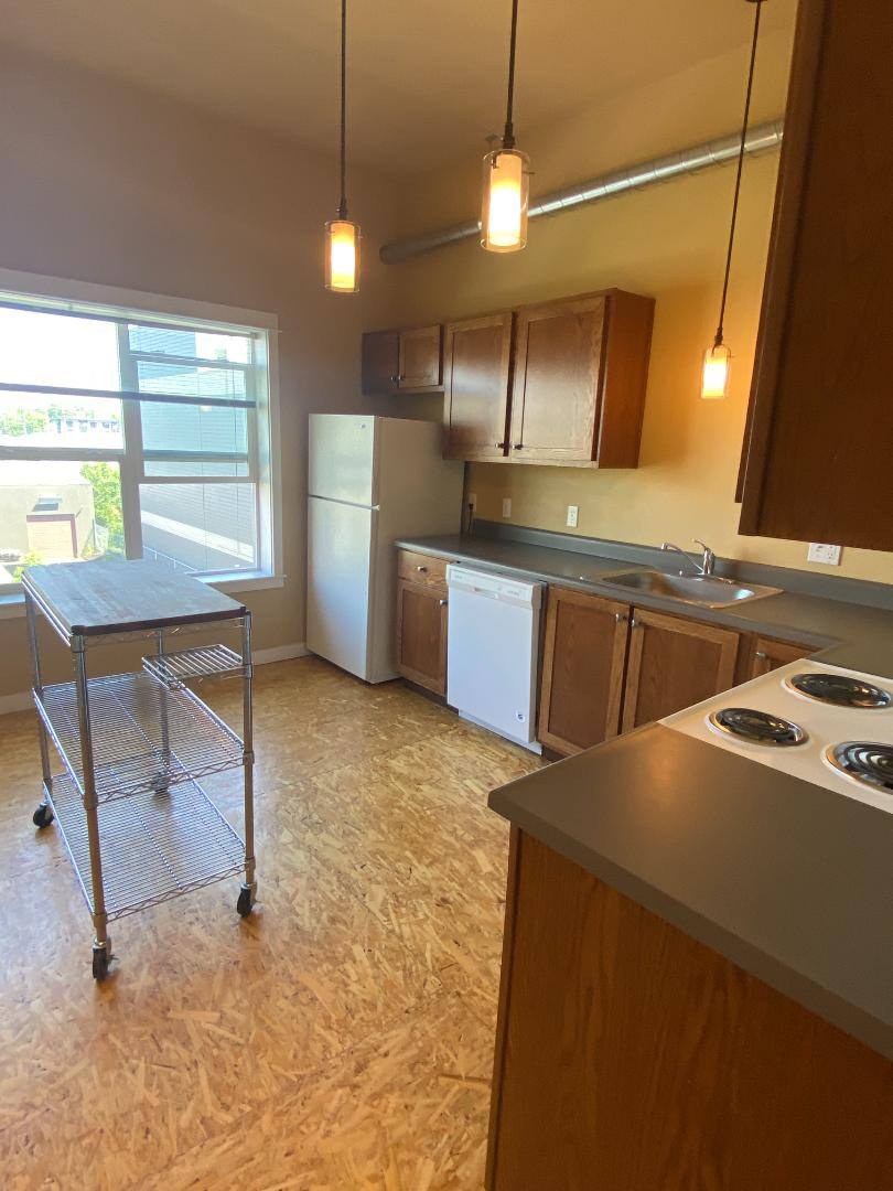 Apartment for rent at 8408 N Brandon Ave #325, Portland, OR 97217