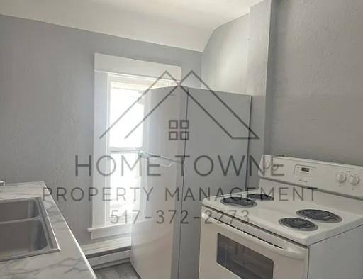 Apartment for rent at 1103 N Pennsylvania Ave #2, Lansing, MI 48906