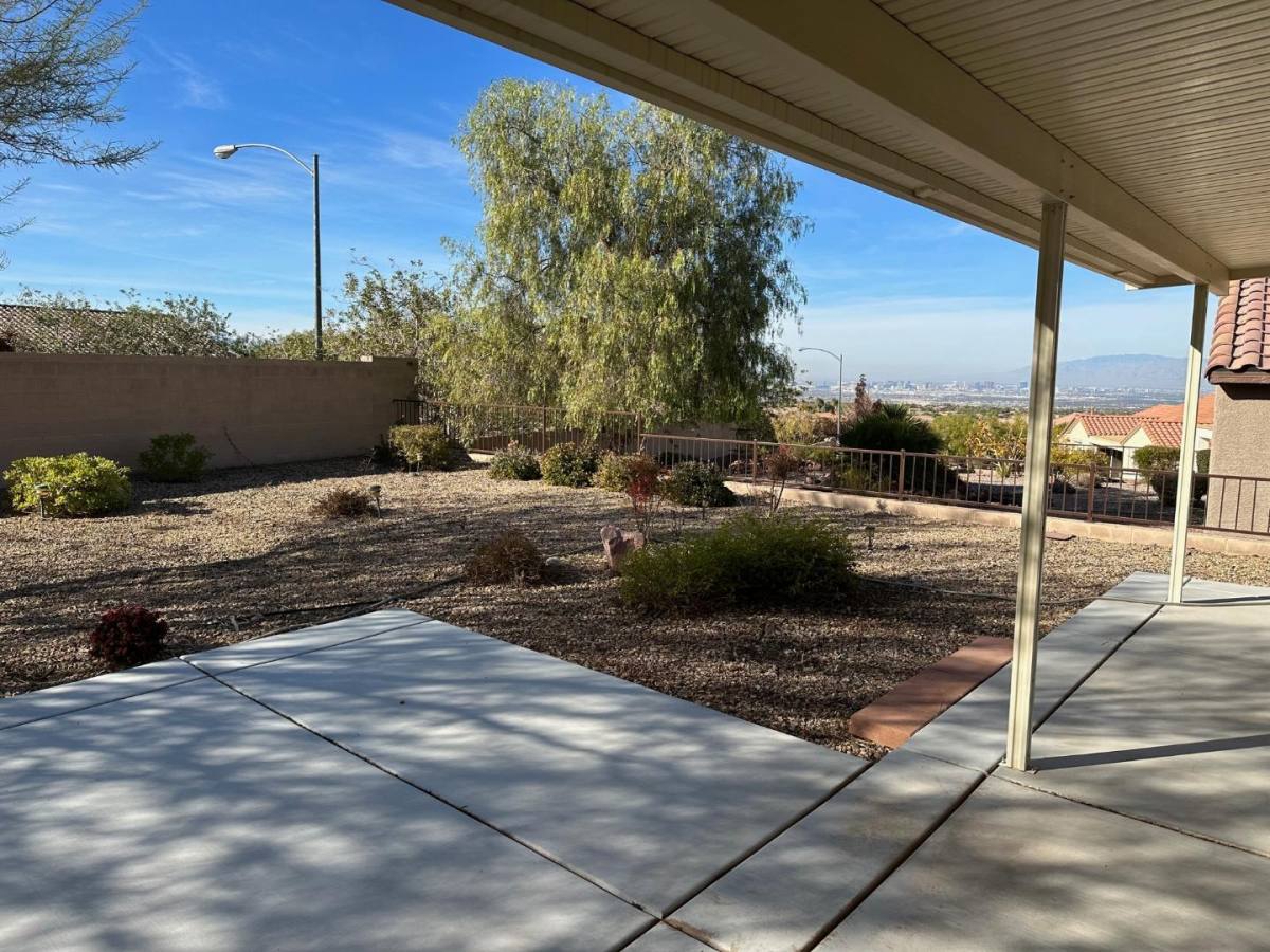 House for rent at 2185 Bliss Corner St, Henderson, NV 89044