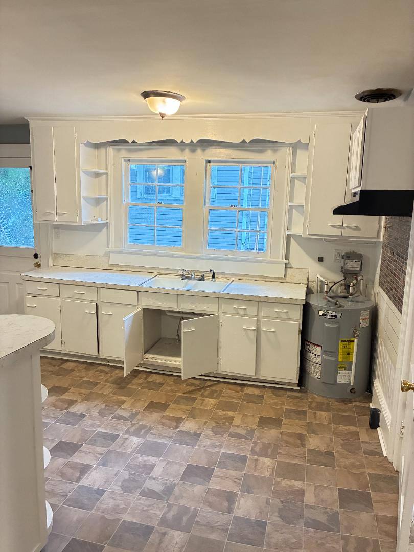 House for rent at 401 Kenan St W, Wilson, NC 27893