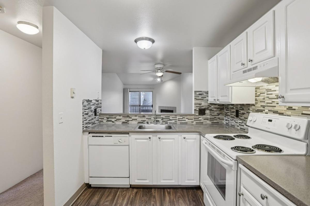 Apartment for rent at 3516 204th St SW #D102, Lynnwood, WA 98036