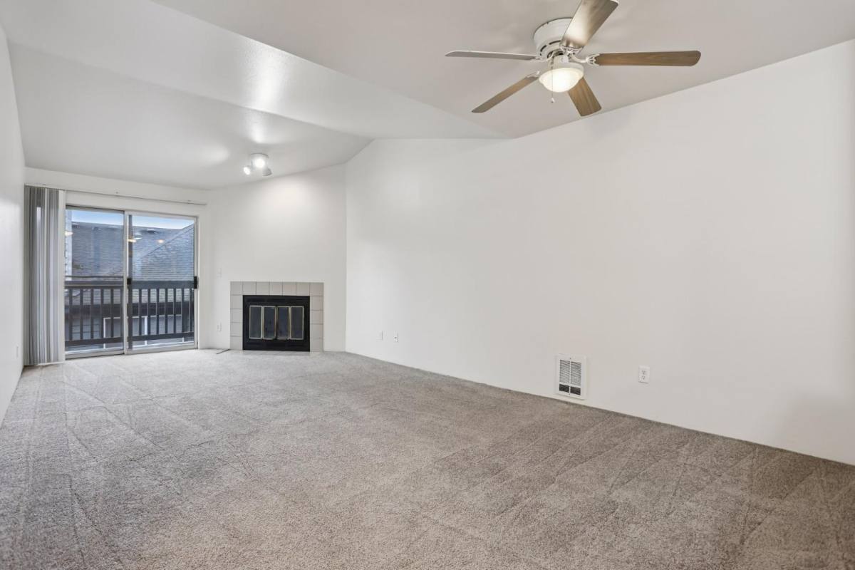 Apartment for rent at 3516 204th St SW #D102, Lynnwood, WA 98036