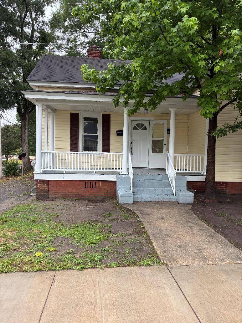 Apartment for rent at 300 Jackson St W, Wilson, NC 27893
