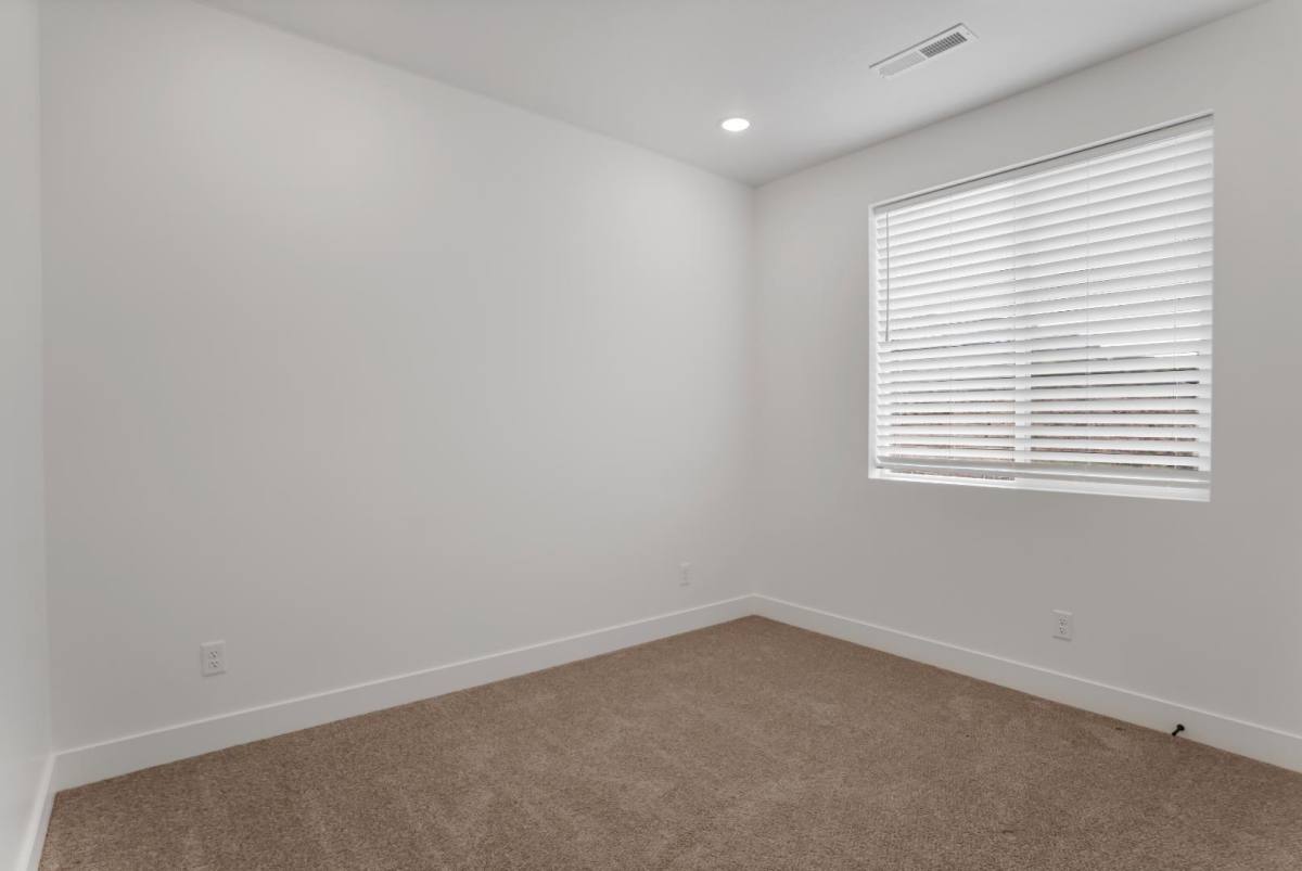 Townhouse for rent at 1943 W 250 S #1943 Ron, Hurricane, UT 84737