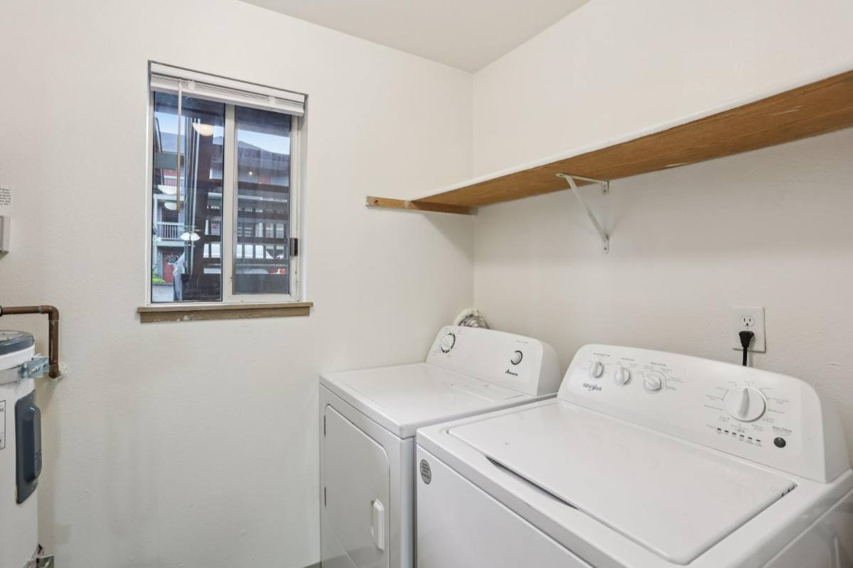 Apartment for rent at 3504 204th St SW #D105, Lynnwood, WA 98036