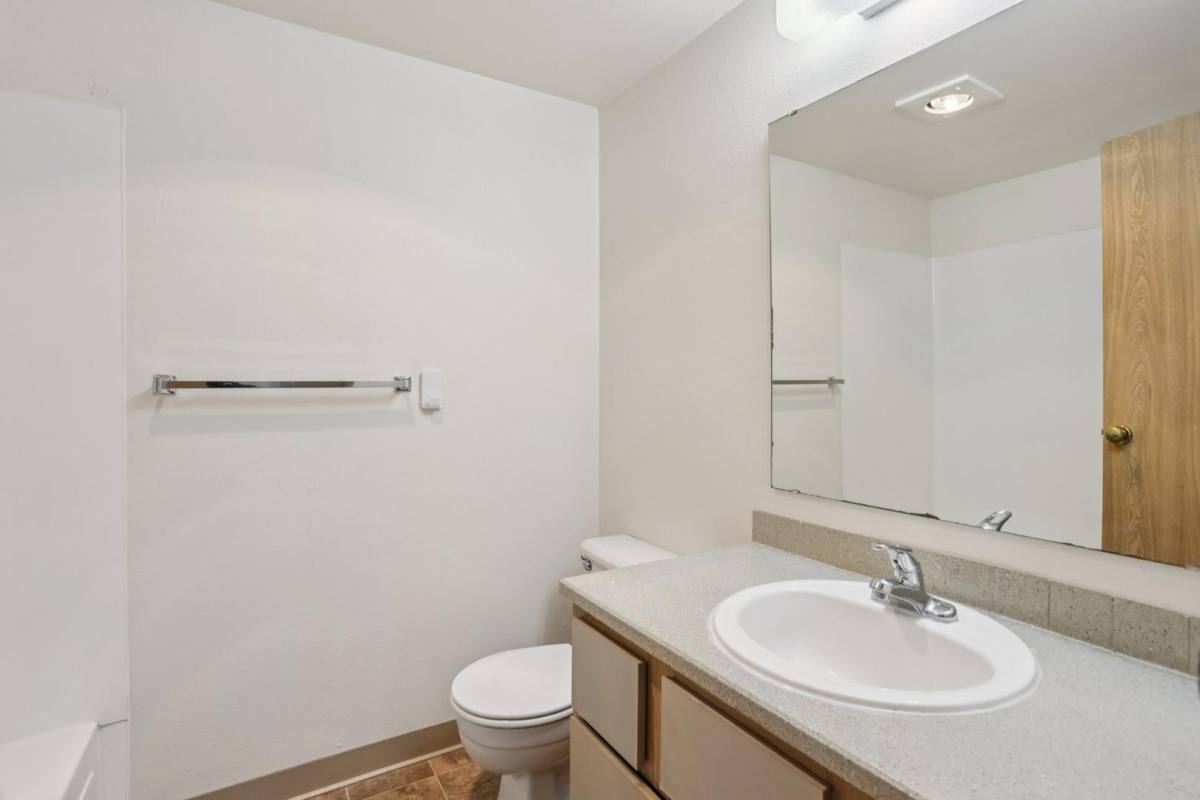 Apartment for rent at 3516 204th St SW #E205, Lynnwood, WA 98036