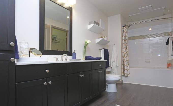 Apartment for rent at 8820 Westheimer Rd, Houston, TX 77063