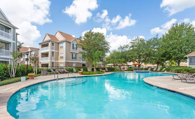 Apartment for rent at 14913 Richmond Ave, Houston, TX 77082