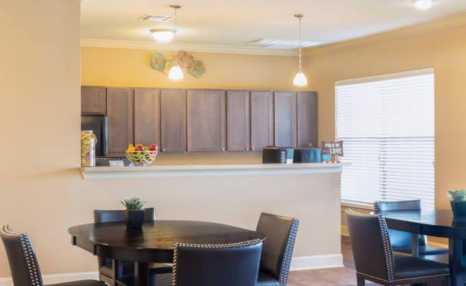 Apartment for rent at 5602 Selinsky Rd, Houston, TX 77048
