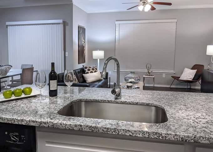 Apartment for rent at 14723 W Oaks Plaza Dr, Houston, TX 77082
