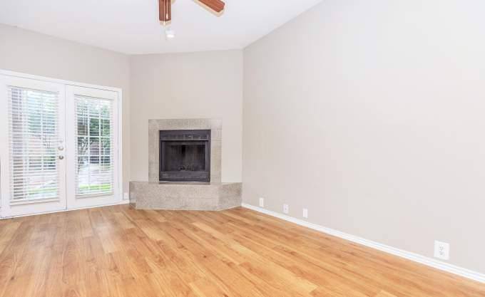 Apartment for rent at 7203 Oakwood Glen Blvd, Spring, TX 77379