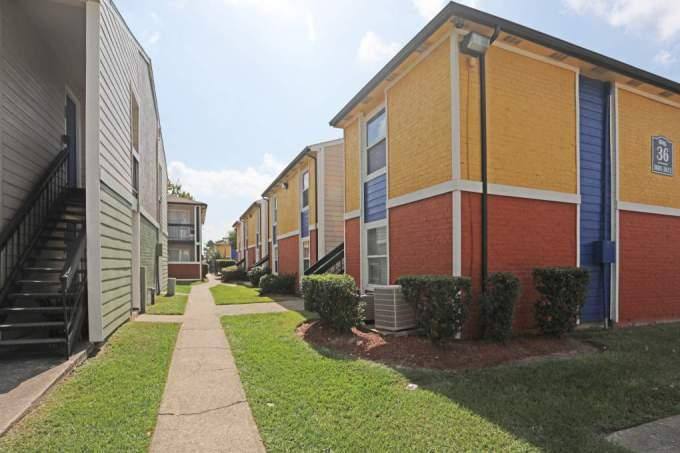 Apartment for rent at 11411 Green Plaza Dr, Houston, TX 77038