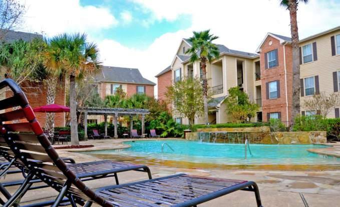 Apartment for rent at 9757 Windwater Dr, Houston, TX 77075