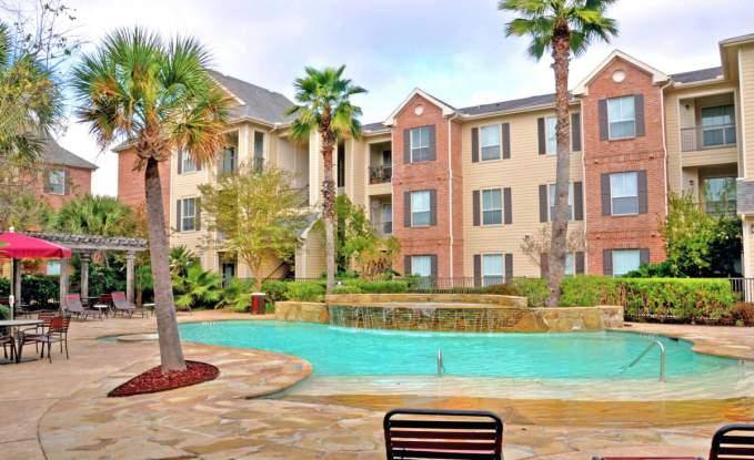 Apartment for rent at 9757 Windwater Dr, Houston, TX 77075