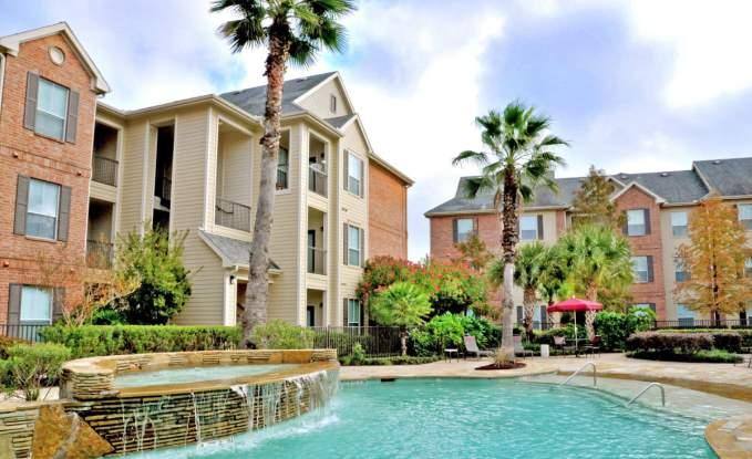 Apartment for rent at 9757 Windwater Dr, Houston, TX 77075