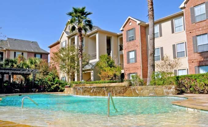 Apartment for rent at 9757 Windwater Dr, Houston, TX 77075