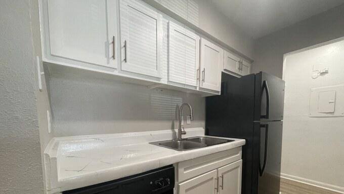 Apartment for rent at 13875 Ella Blvd, Houston, TX 77014