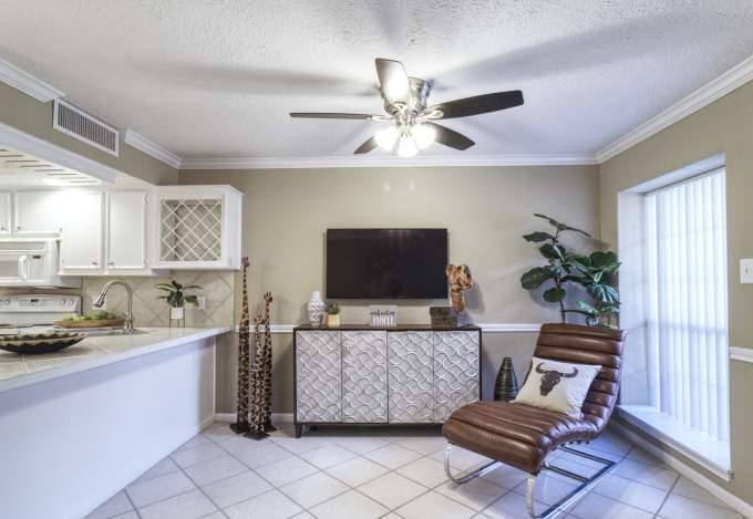 Apartment for rent at 5151 Richmond Ave, Houston, TX 77056