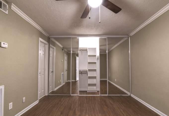 Apartment for rent at 5151 Richmond Ave, Houston, TX 77056