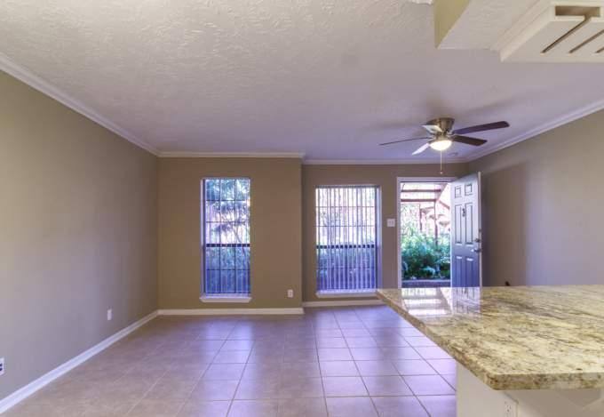 Apartment for rent at 5151 Richmond Ave, Houston, TX 77056