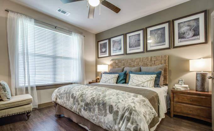 Apartment for rent at 13920 Mandolin Dr, Houston, TX 77070
