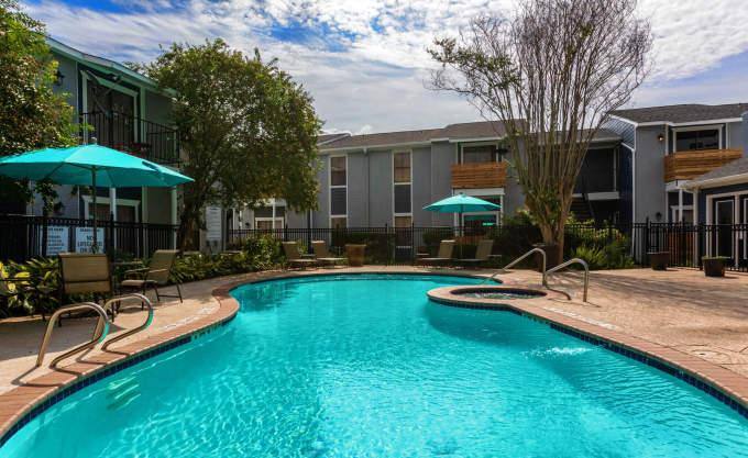 Apartment for rent at 12601 S Green Dr, Houston, TX 77034