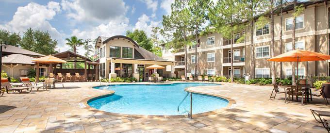 Apartment for rent at 11100 Louetta Rd, Houston, TX 77070