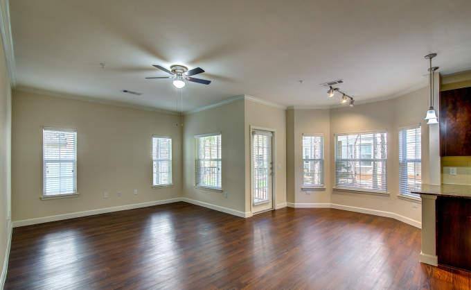 Apartment for rent at 2951 N Loop 336 W, Conroe, TX 77304