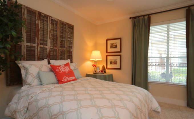 Apartment for rent at 10575 Westpark Dr, Houston, TX 77042